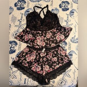 NWT Torrid Lace Lingerie Top
